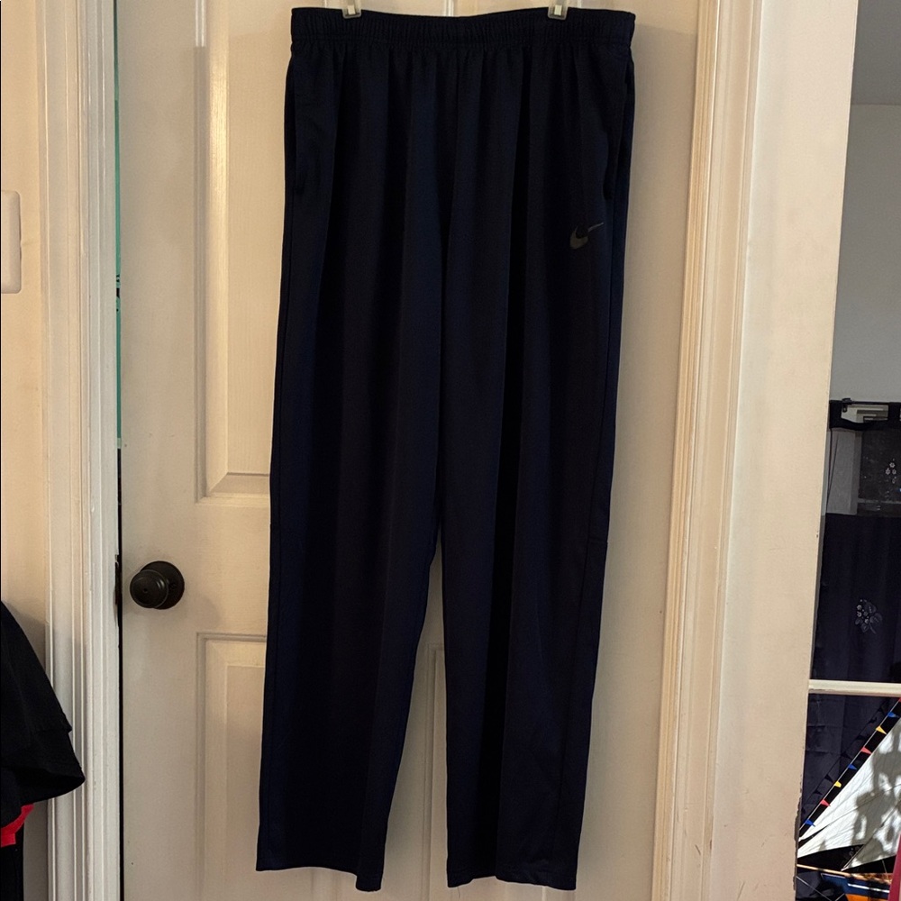 Men’s Nike 🥳HP🥳Dri-fit Dark Blue Sweatpants - Picture 1 of 5
